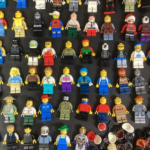 Lego Minifigure Huge Lot-Medical-Random-Workers-Warriors-Accessories - Picture 6 of 8